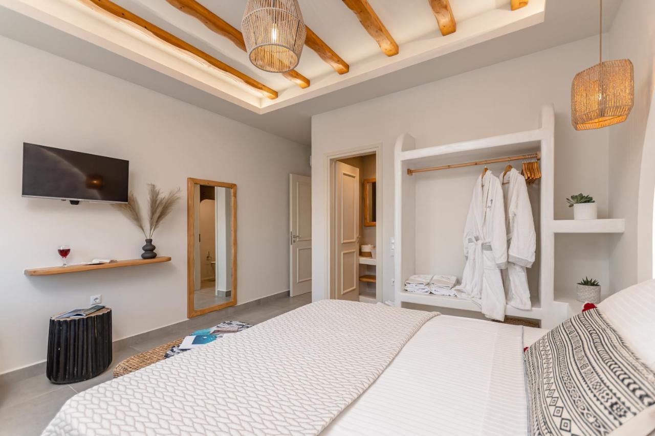 Porto Dema Luxury Suites Schoinoussa エクステリア 写真