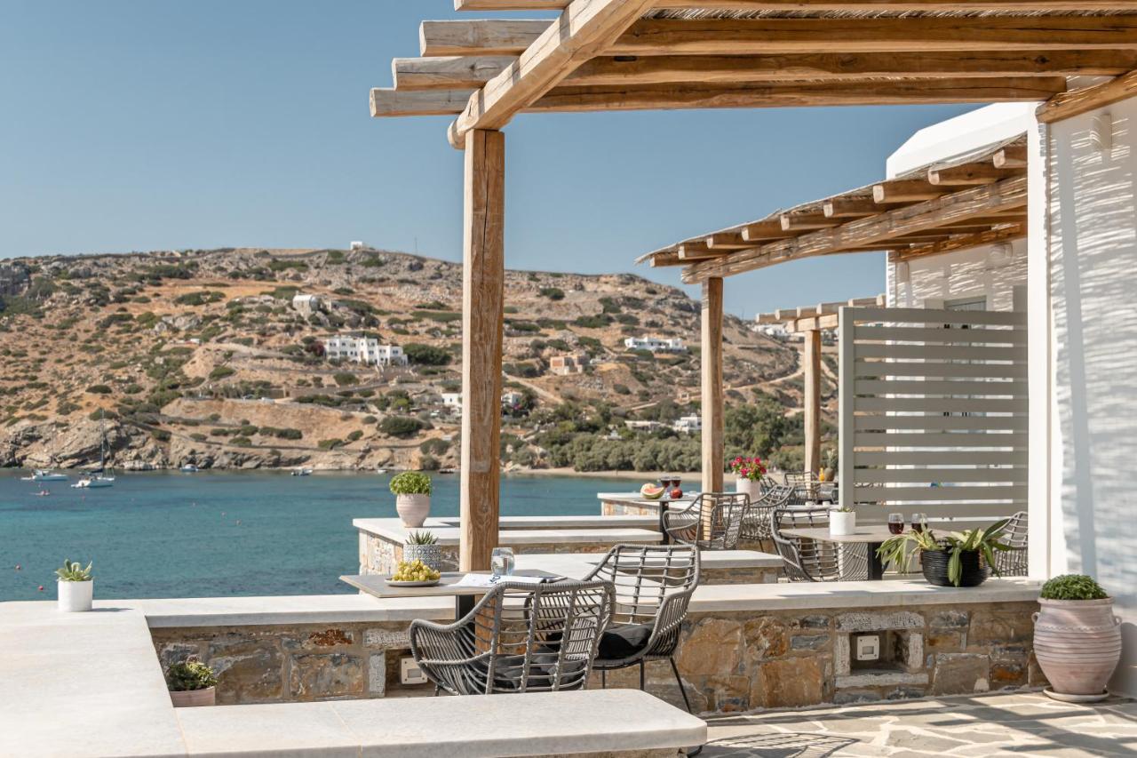 Porto Dema Luxury Suites Schoinoussa エクステリア 写真