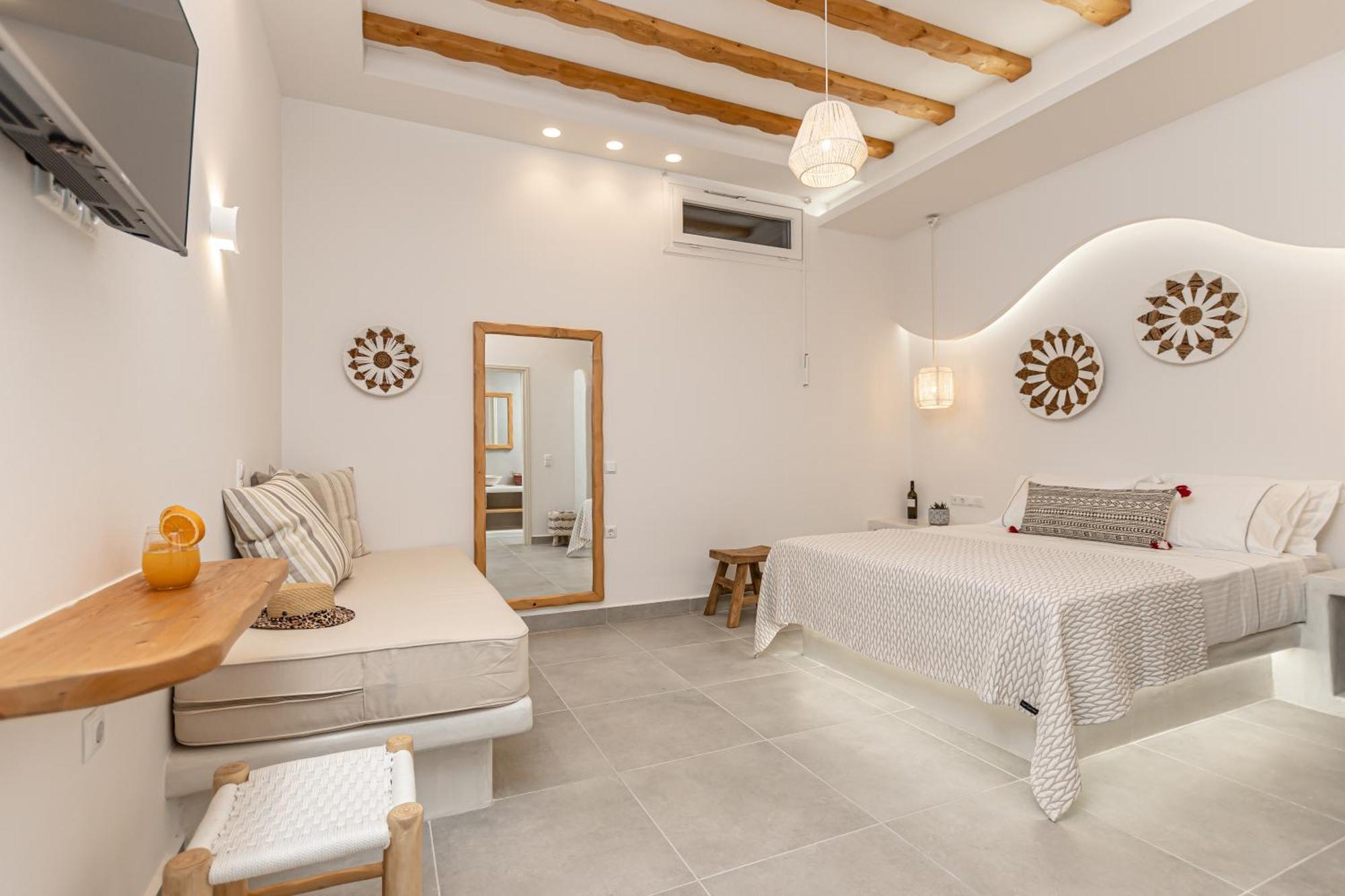 Porto Dema Luxury Suites Schoinoussa エクステリア 写真