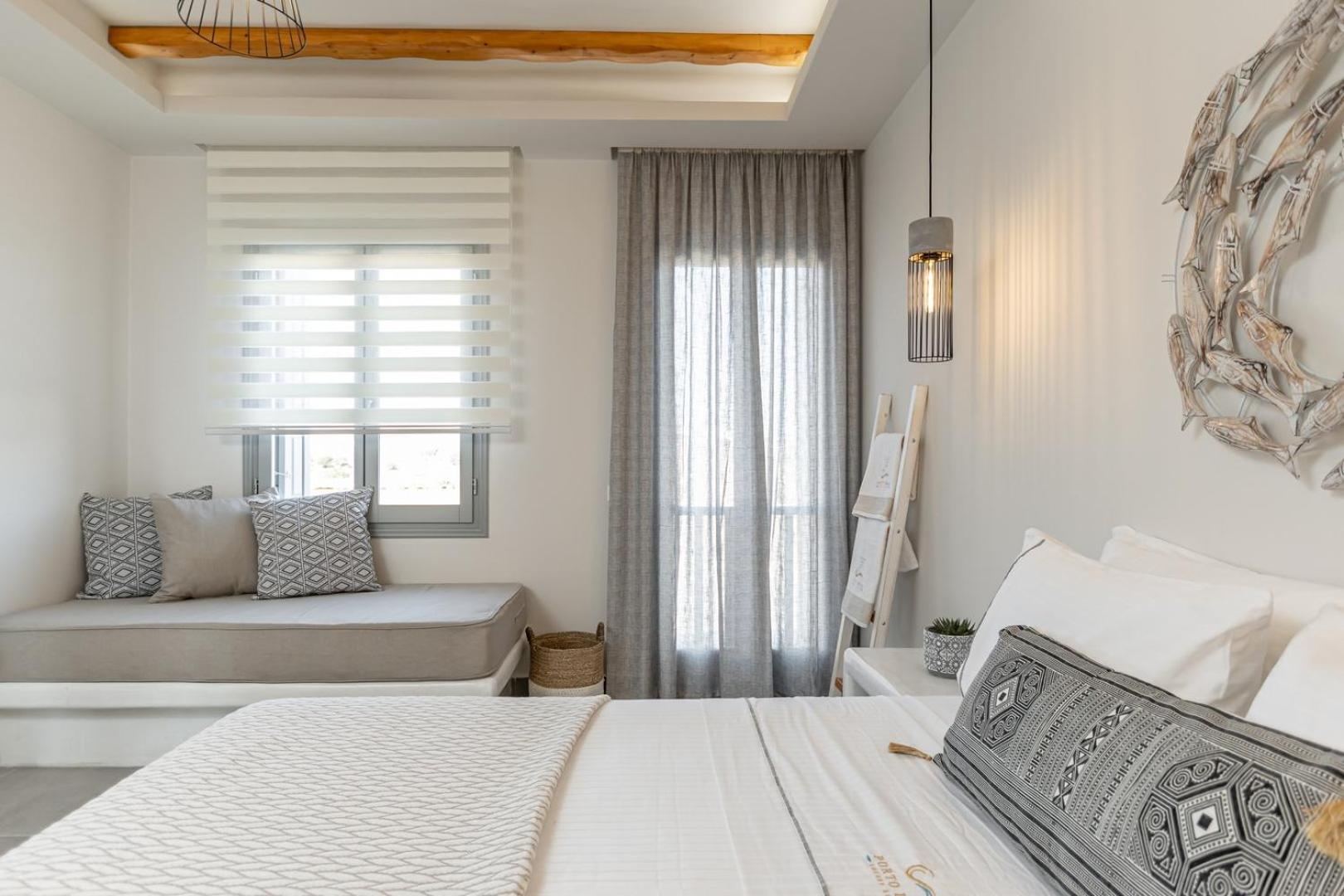 Porto Dema Luxury Suites Schoinoussa エクステリア 写真